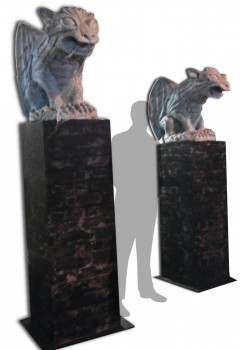 Gargoyle Pillar Set