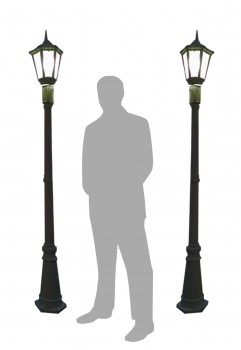 Single Head Lamp Post Black